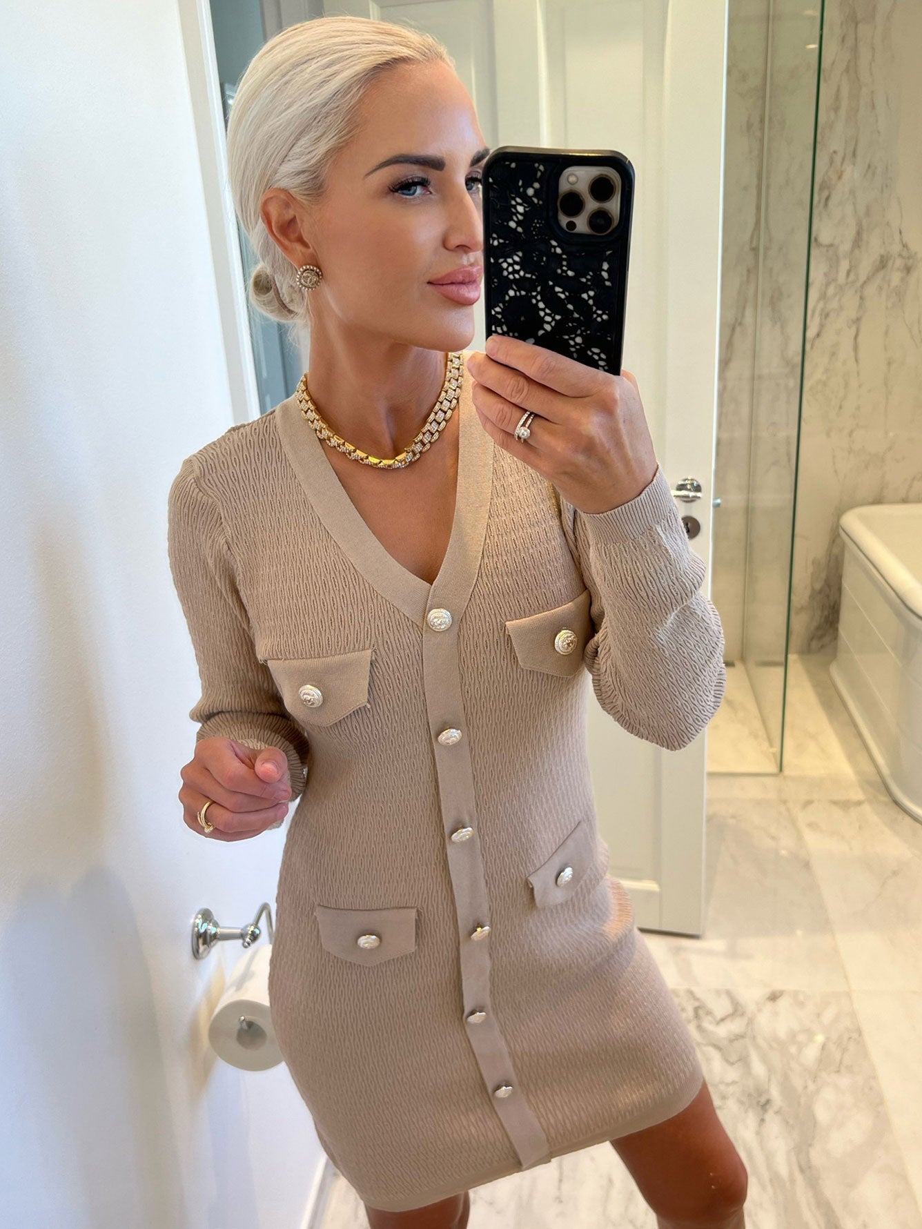 Melody - Smuk viscose kjole med guldknapper